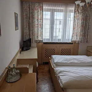 Hotel Neuwirt Zorneding